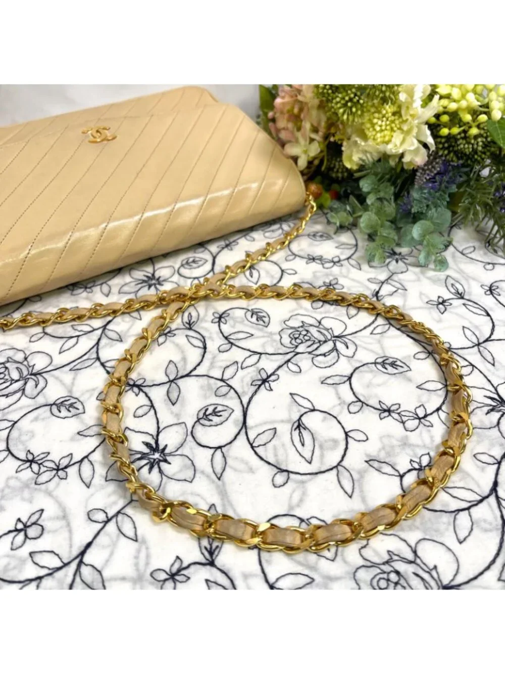Chanel Vintage Chain Shoulder Bag Beige